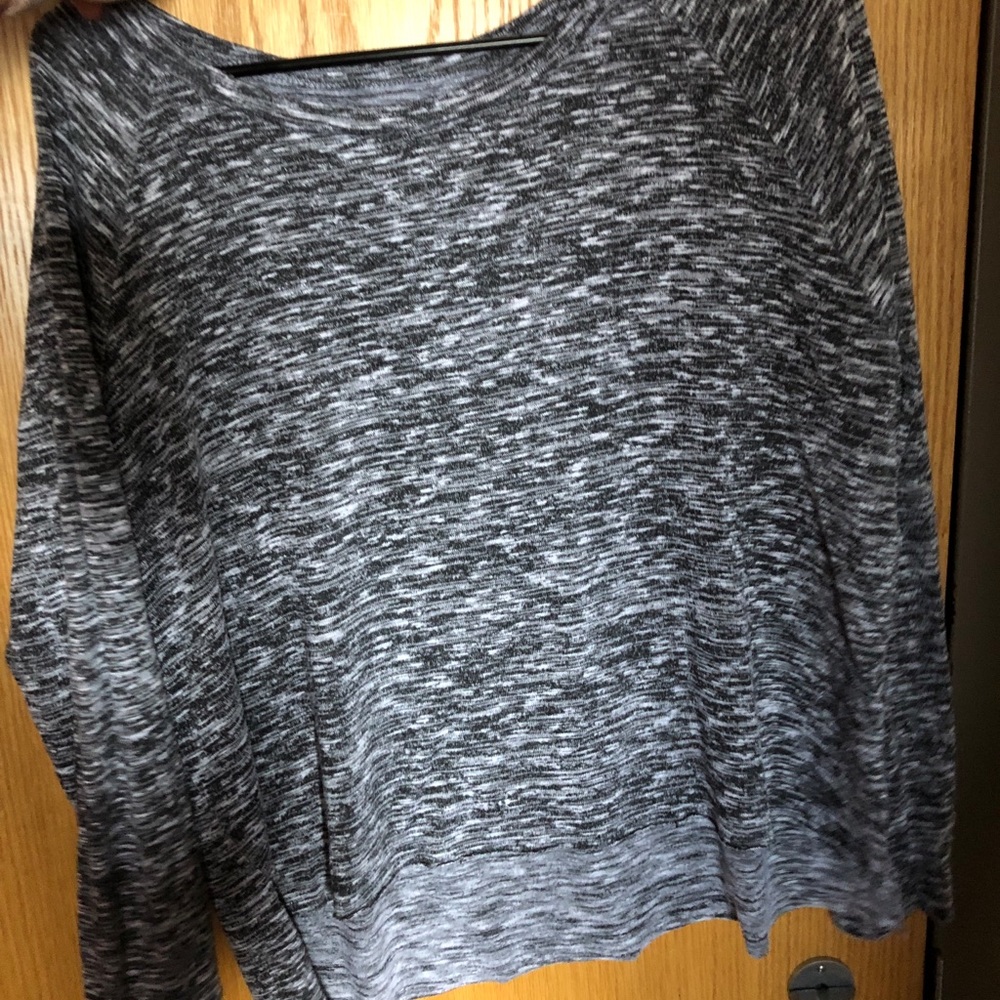 AE soft & sexy grey sweater top